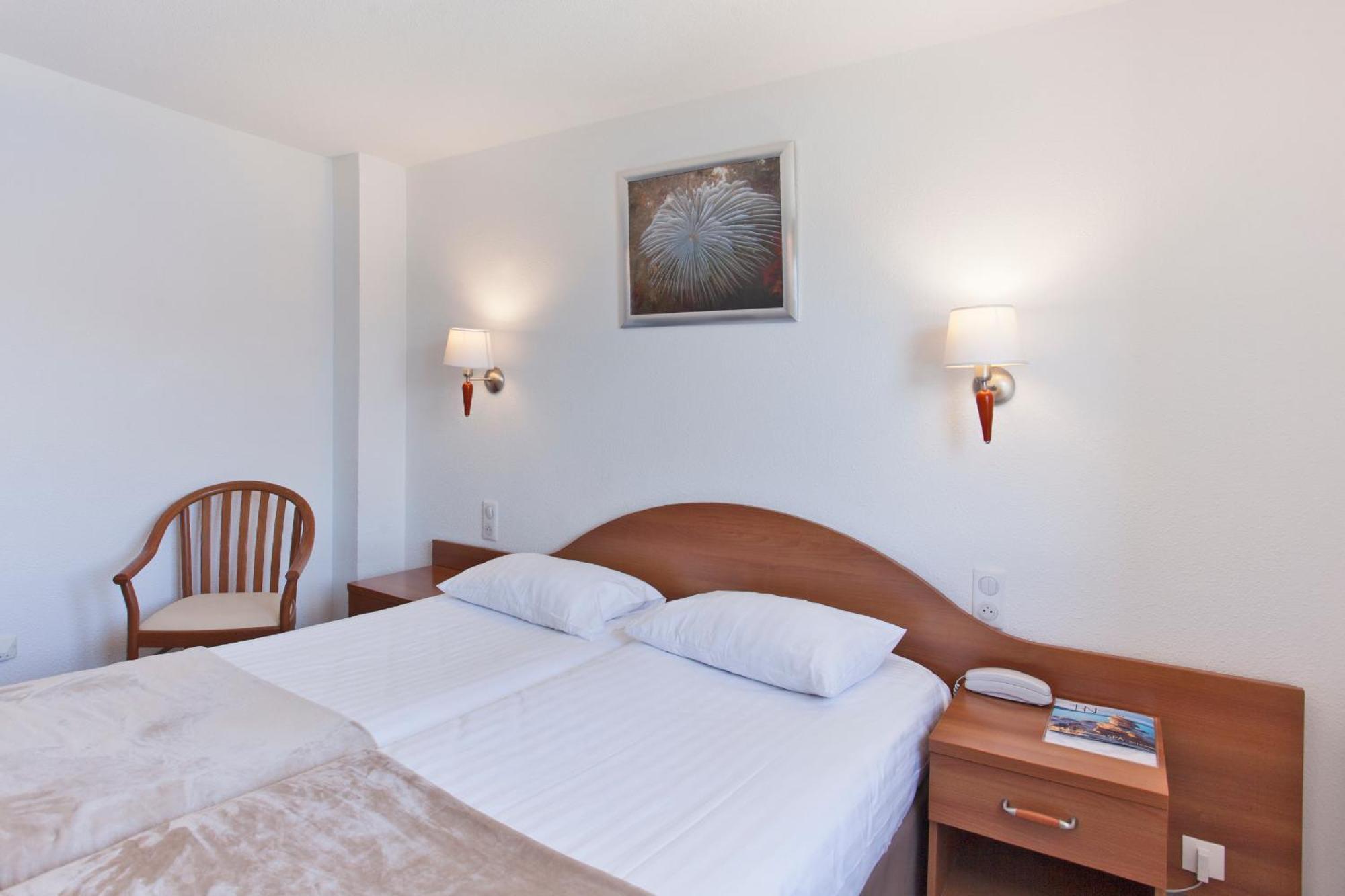 Le Neptune & Spa Propriano  Exterior foto